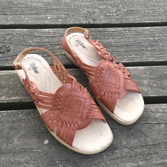 wide width huaraches